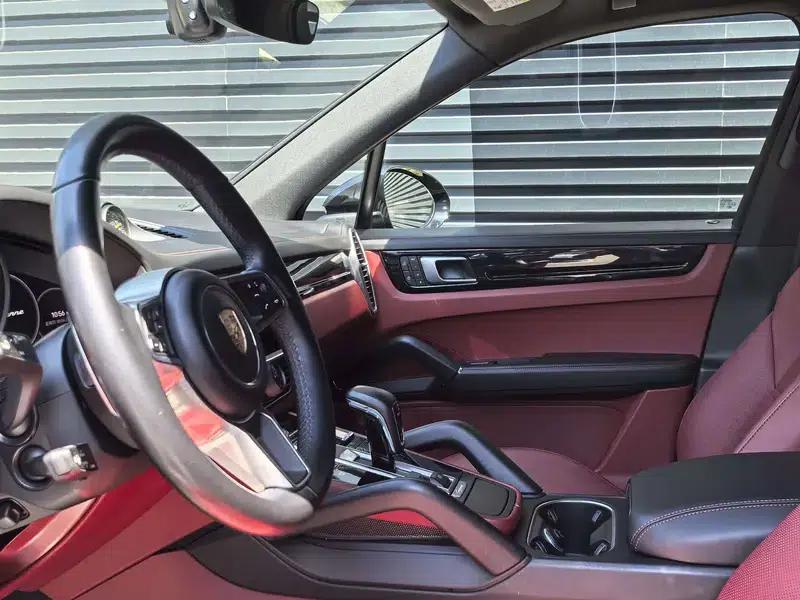 2022 Cayenne E-Hybrid 2.0T Platinum Edition — миниатюра 14