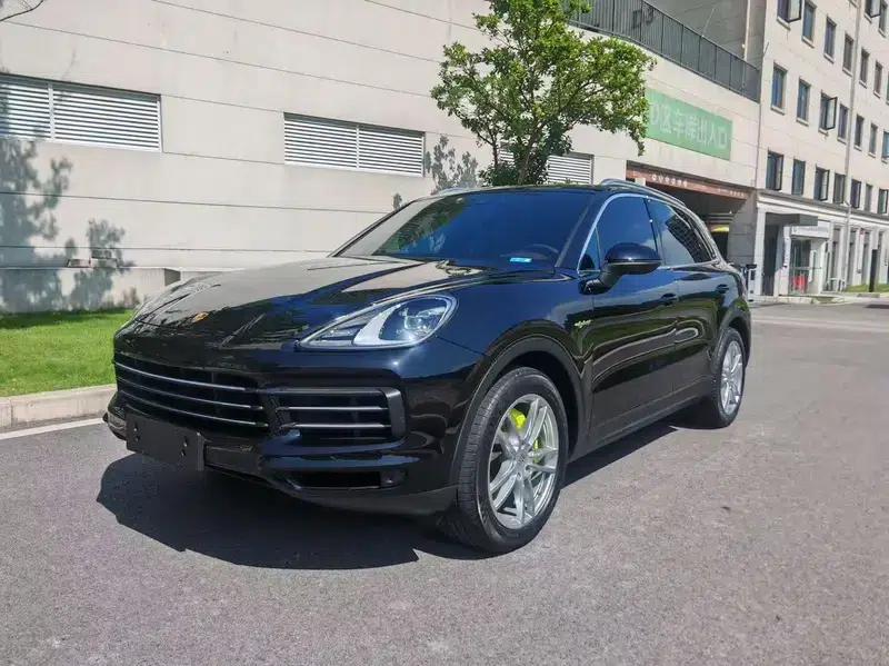 Cayenne E-Hybrid 2021 Cayenne E-Hybrid 2.0T — миниатюра 1
