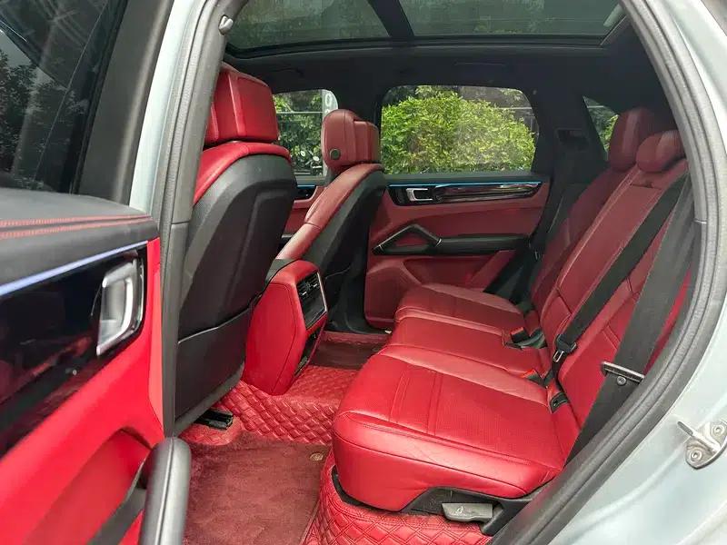 2022 Cayenne E-Hybrid 2.0T Platinum Edition — миниатюра 11