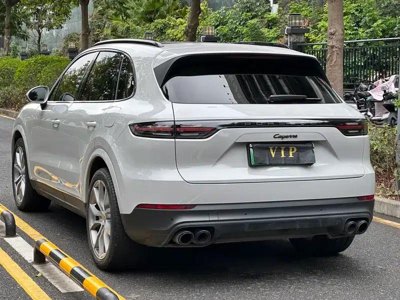 2022 Cayenne E-Hybrid 2.0T Platinum Edition — миниатюра 5