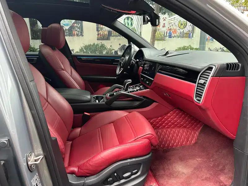 2022 Cayenne E-Hybrid 2.0T Platinum Edition — миниатюра 10