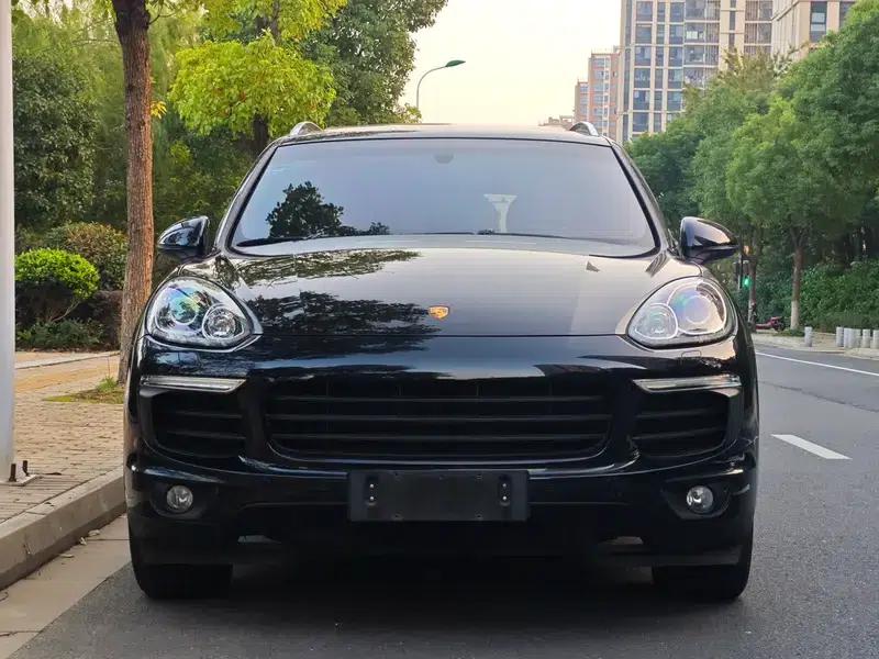 Cayenne E-Hybrid 2016 Cayenne S E-Hybrid 3.0T — миниатюра 2