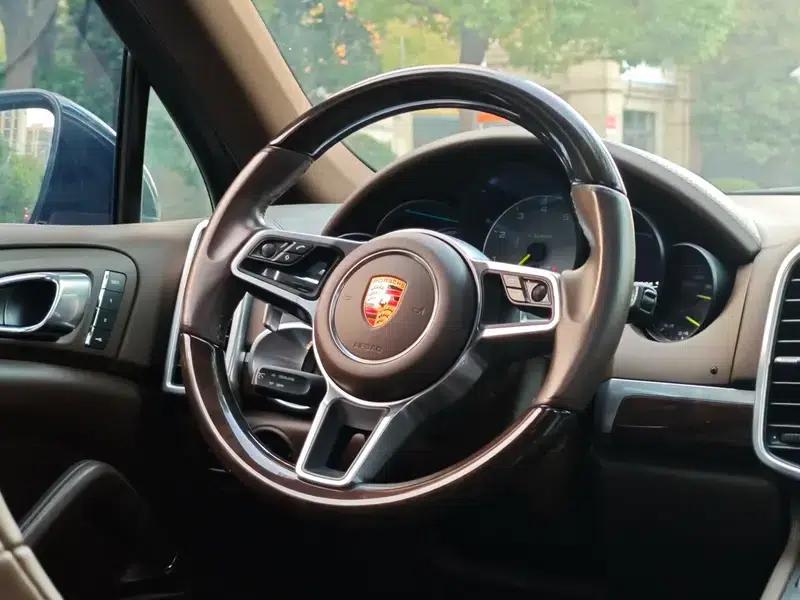 Cayenne E-Hybrid 2016 Cayenne S E-Hybrid 3.0T — миниатюра 11
