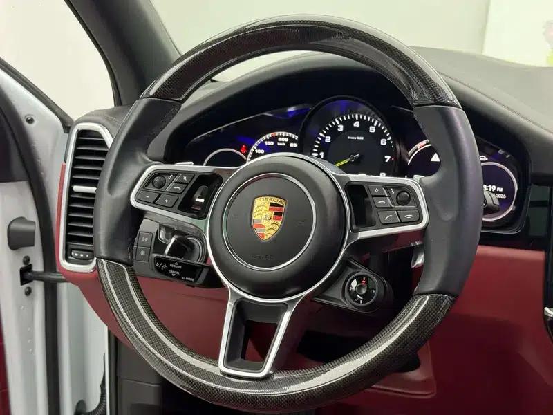 2023 Cayenne E-Hybrid 2.0T Platinum Edition — миниатюра 12