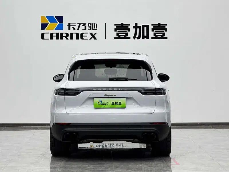 2023 Cayenne E-Hybrid 2.0T Platinum Edition — миниатюра 3