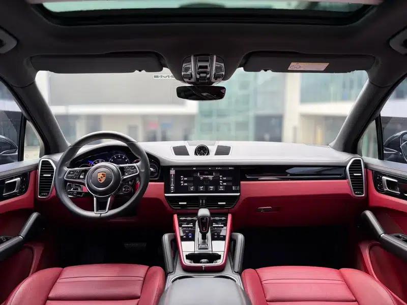 Cayenne E-Hybrid 2021 Cayenne E-Hybrid 2.0T — миниатюра 15