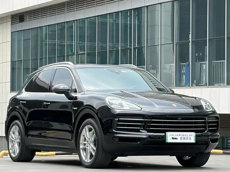 Cayenne E-Hybrid 2021 Cayenne E-Hybrid 2.0T — миниатюра 3