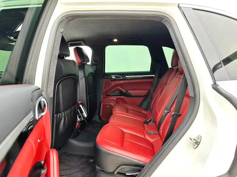 Cayenne E-Hybrid 2016 Cayenne S E-Hybrid 3.0T — миниатюра 13