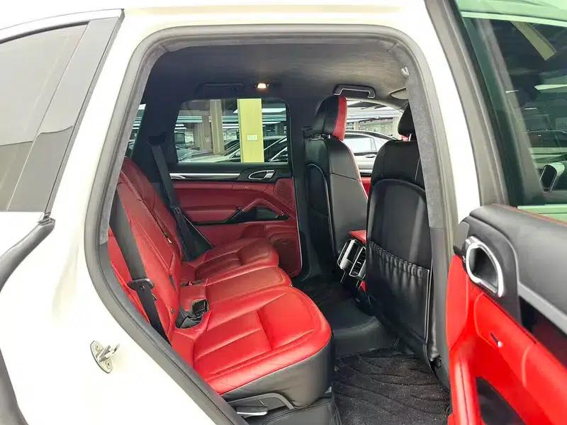 Cayenne E-Hybrid 2016 Cayenne S E-Hybrid 3.0T — миниатюра 15