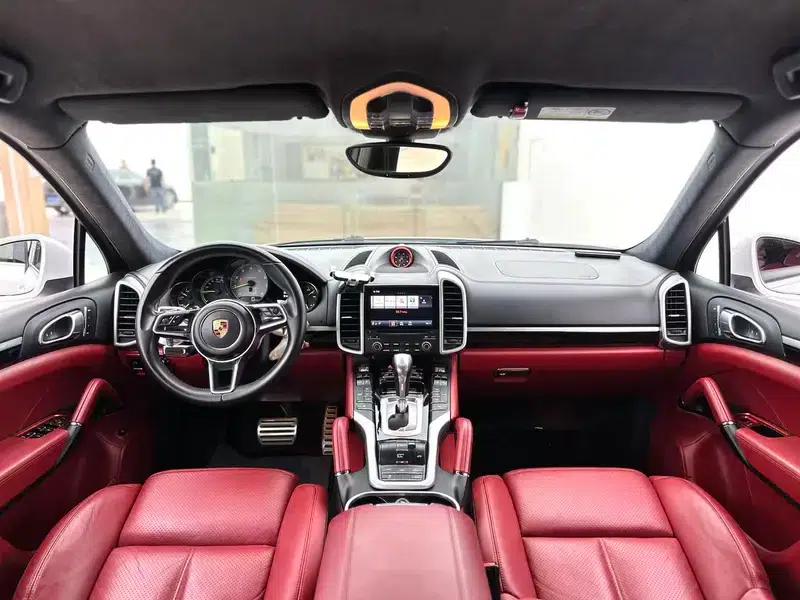 Cayenne E-Hybrid 2016 Cayenne S E-Hybrid 3.0T — миниатюра 6