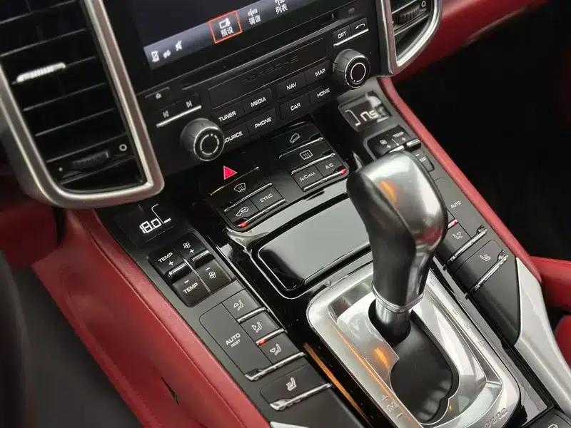 Cayenne E-Hybrid 2016 Cayenne S E-Hybrid 3.0T — миниатюра 9