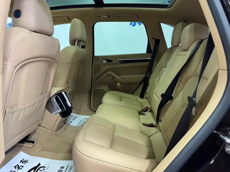 Cayenne E-Hybrid 2016 Cayenne S E-Hybrid 3.0T — миниатюра 11