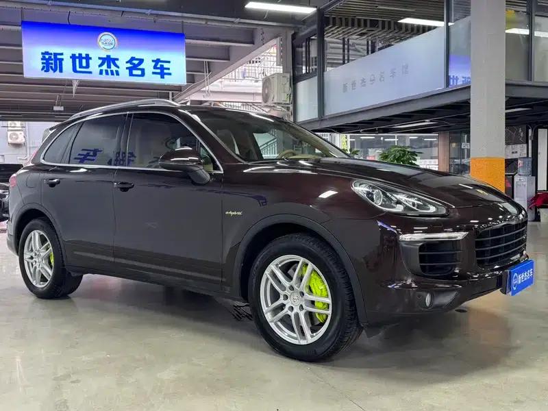 Cayenne E-Hybrid 2016 Cayenne S E-Hybrid 3.0T — миниатюра 3