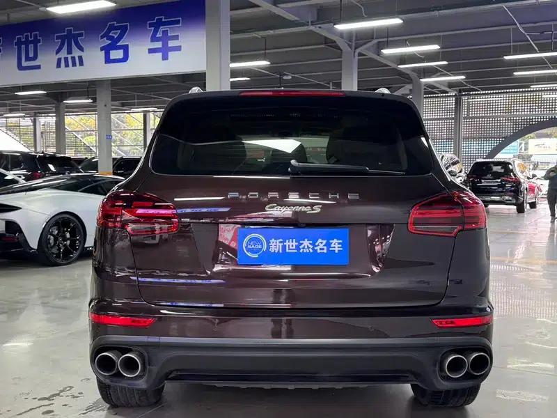 Cayenne E-Hybrid 2016 Cayenne S E-Hybrid 3.0T — миниатюра 5