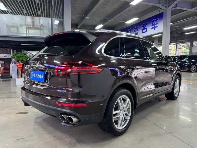Cayenne E-Hybrid 2016 Cayenne S E-Hybrid 3.0T — миниатюра 6