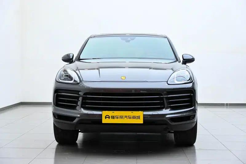 Cayenne E-Hybrid 2023 Cayenne E-Hybrid 2.0T — миниатюра 2