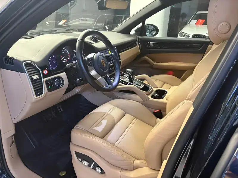 Cayenne E-Hybrid 2021 Cayenne E-Hybrid 2.0T — миниатюра 14