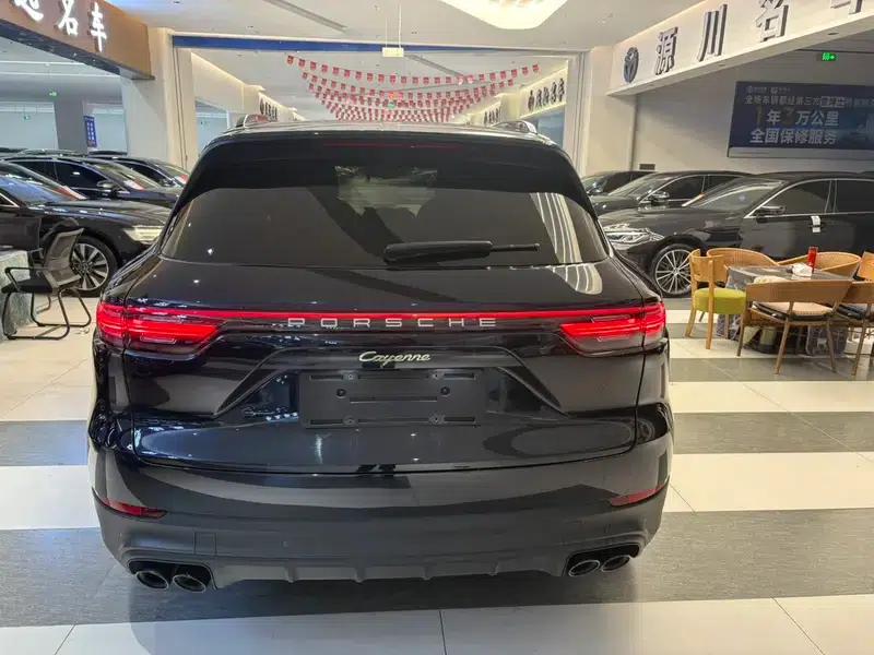 Cayenne E-Hybrid 2021 Cayenne E-Hybrid 2.0T — миниатюра 5