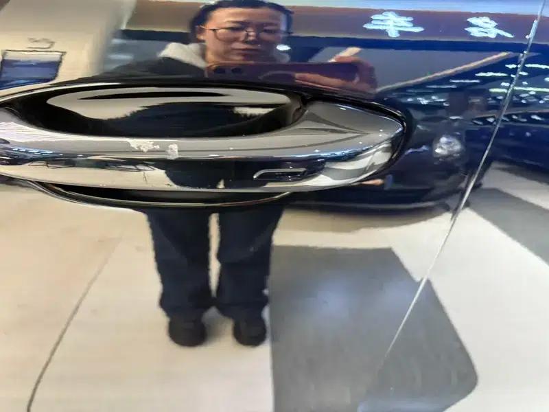 Cayenne E-Hybrid 2021 Cayenne E-Hybrid 2.0T — миниатюра 8