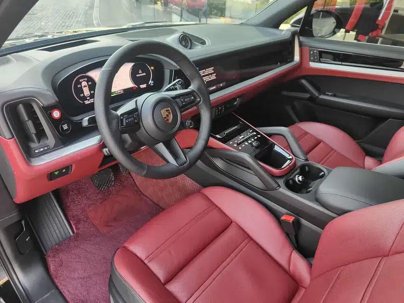 Cayenne E-Hybrid 2024 Cayenne E-Hybrid 2.0T — миниатюра 16