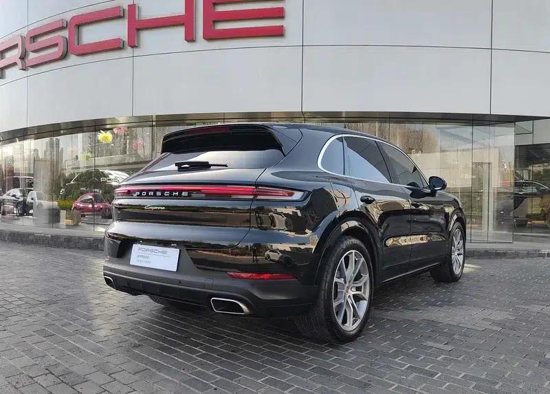 Cayenne E-Hybrid 2024 Cayenne E-Hybrid 2.0T — миниатюра 5