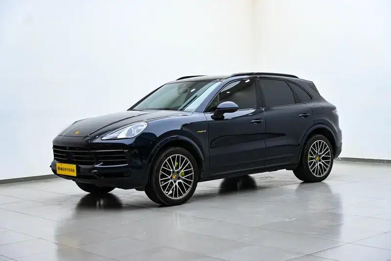 2023 Cayenne E-Hybrid 2.0T Platinum Edition — миниатюра 1