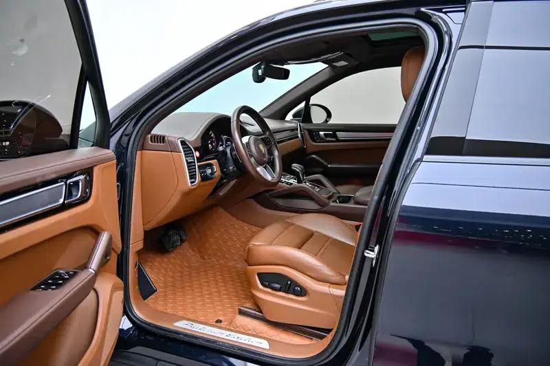 2023 Cayenne E-Hybrid 2.0T Platinum Edition — миниатюра 17