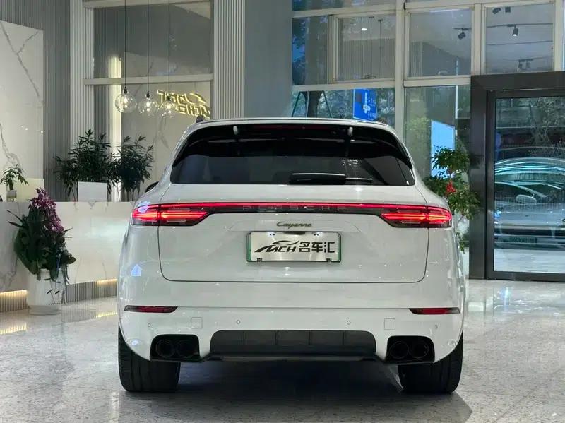2023 Cayenne E-Hybrid 2.0T Platinum Edition — миниатюра 4