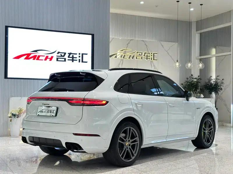 2023 Cayenne E-Hybrid 2.0T Platinum Edition — миниатюра 5