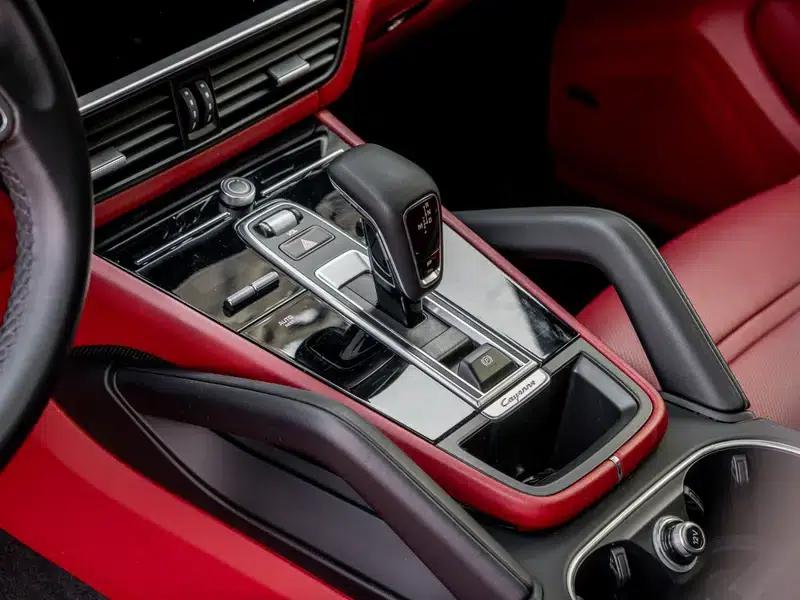 Cayenne E-Hybrid 2020 Cayenne E-Hybrid 2.0T — миниатюра 13
