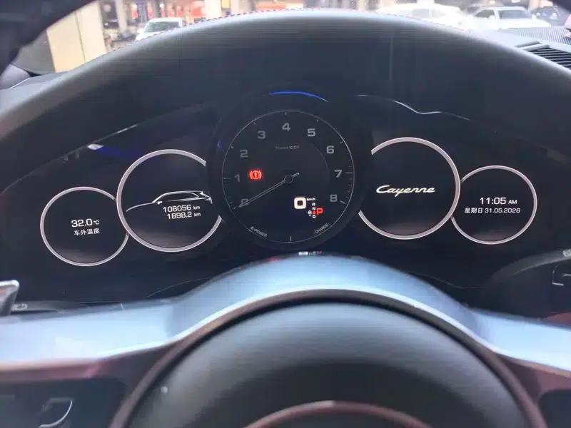 Cayenne E-Hybrid 2020 Cayenne E-Hybrid 2.0T — миниатюра 11