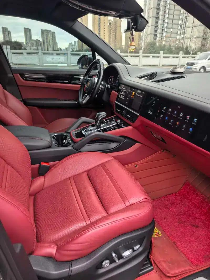 Cayenne E-Hybrid 2020 Cayenne E-Hybrid 2.0T — миниатюра 14