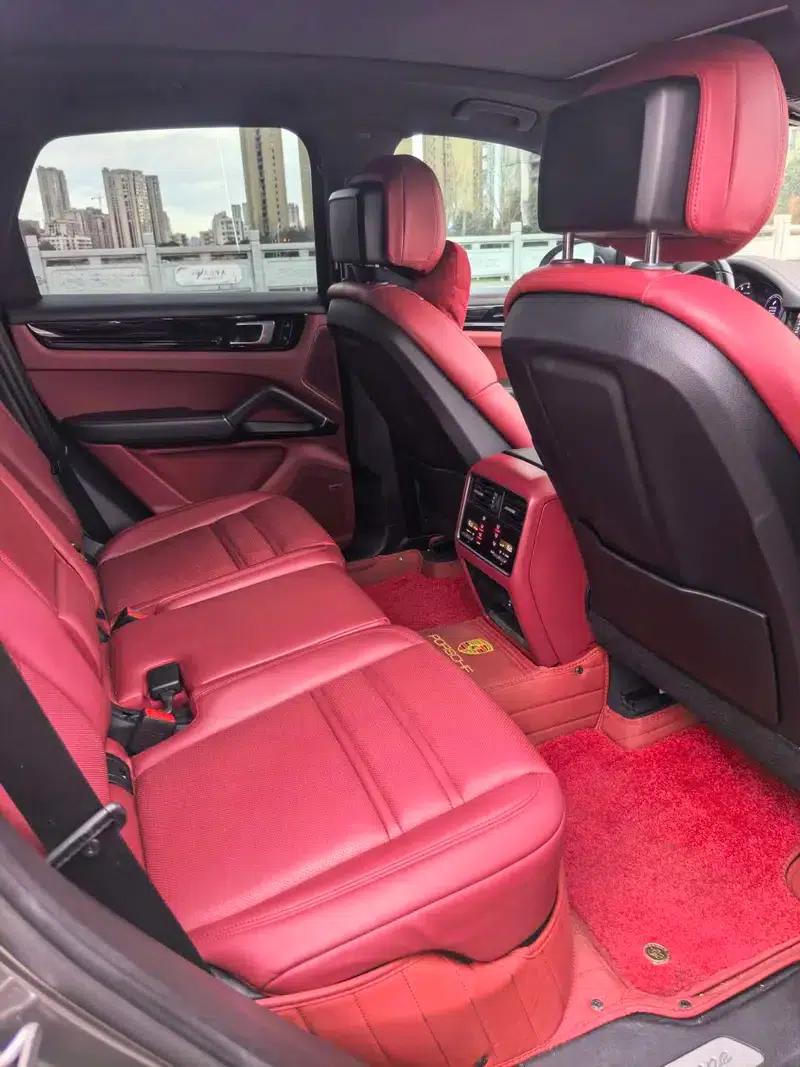 Cayenne E-Hybrid 2020 Cayenne E-Hybrid 2.0T — миниатюра 15