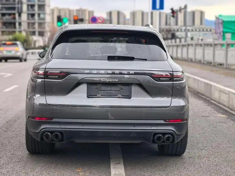 Cayenne E-Hybrid 2020 Cayenne E-Hybrid 2.0T — миниатюра 5