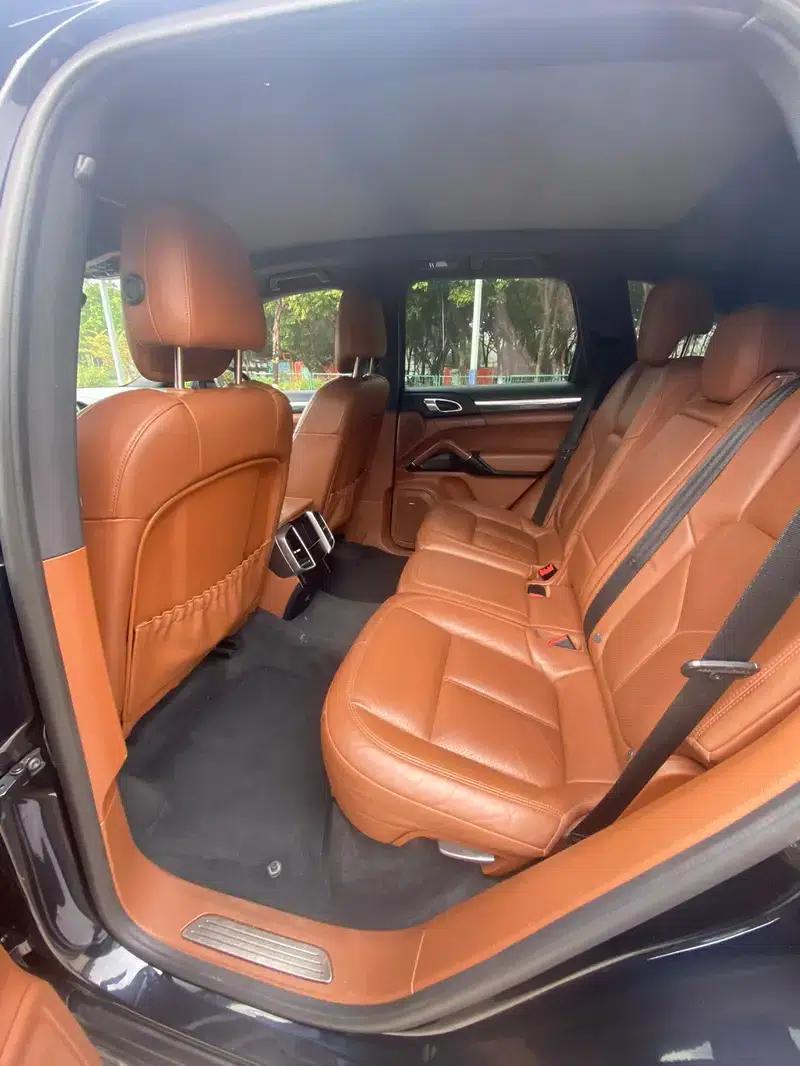 Cayenne E-Hybrid 2016 Cayenne S E-Hybrid 3.0T — миниатюра 9