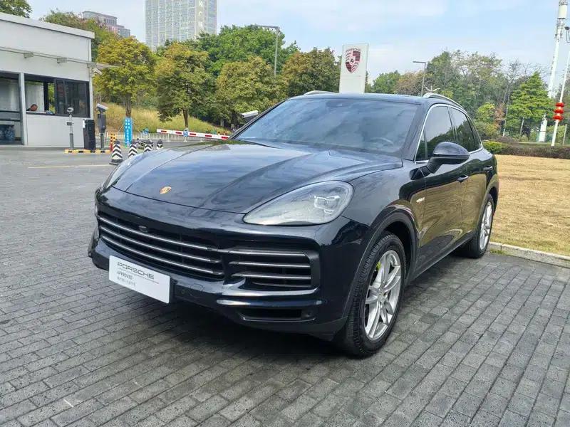 Cayenne E-Hybrid 2021 Cayenne E-Hybrid 2.0T — миниатюра 15
