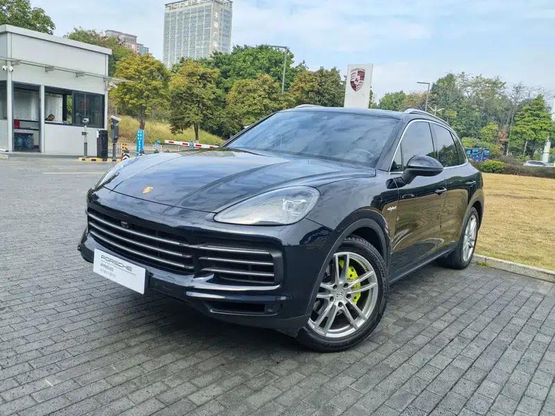 Cayenne E-Hybrid 2021 Cayenne E-Hybrid 2.0T — миниатюра 16
