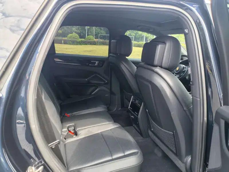 Cayenne E-Hybrid 2021 Cayenne E-Hybrid 2.0T — миниатюра 22