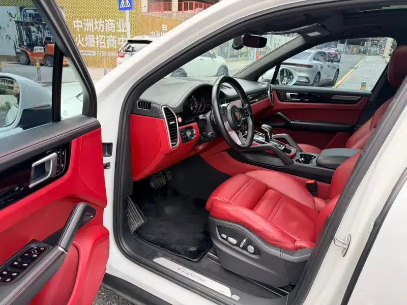 Cayenne E-Hybrid 2020 Cayenne E-Hybrid 2.0T — миниатюра 15
