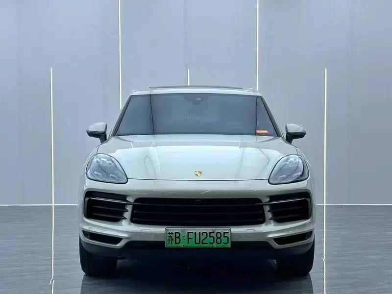 Cayenne E-Hybrid 2021 Cayenne E-Hybrid 2.0T — миниатюра 2