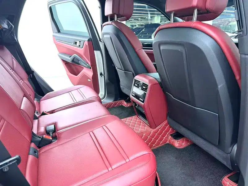 Cayenne E-Hybrid 2021 Cayenne E-Hybrid 2.0T — миниатюра 7
