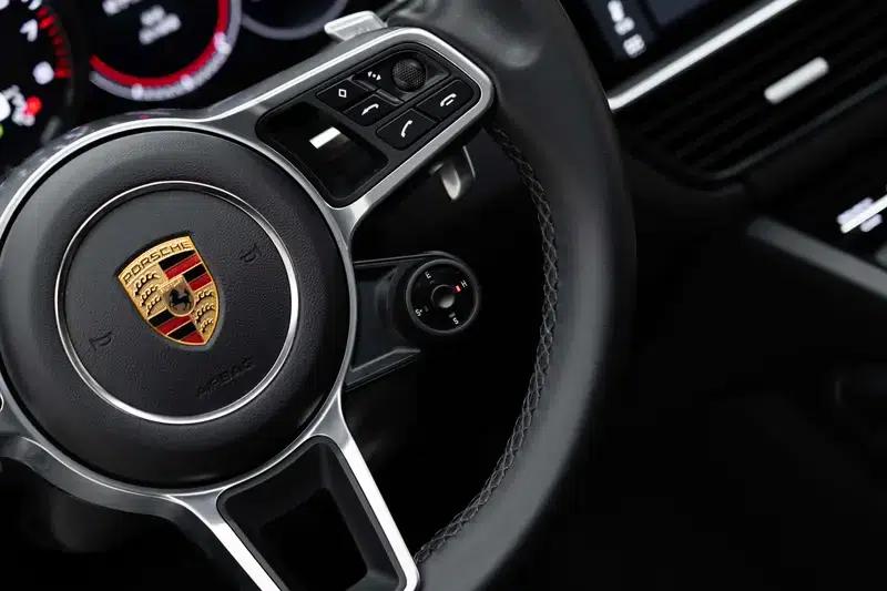 Cayenne E-Hybrid 2020 Cayenne E-Hybrid 2.0T — миниатюра 13
