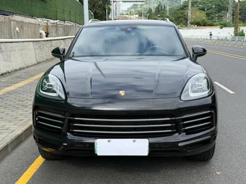 Cayenne E-Hybrid 2019 Cayenne E-Hybrid 2.0T — миниатюра 2
