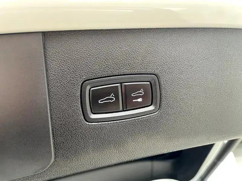 Cayenne E-Hybrid 2019 Cayenne E-Hybrid 2.0T — миниатюра 18