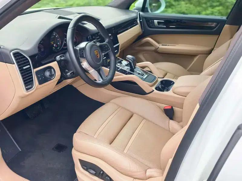 2022 Cayenne E-Hybrid 2.0T Platinum Edition — миниатюра 15