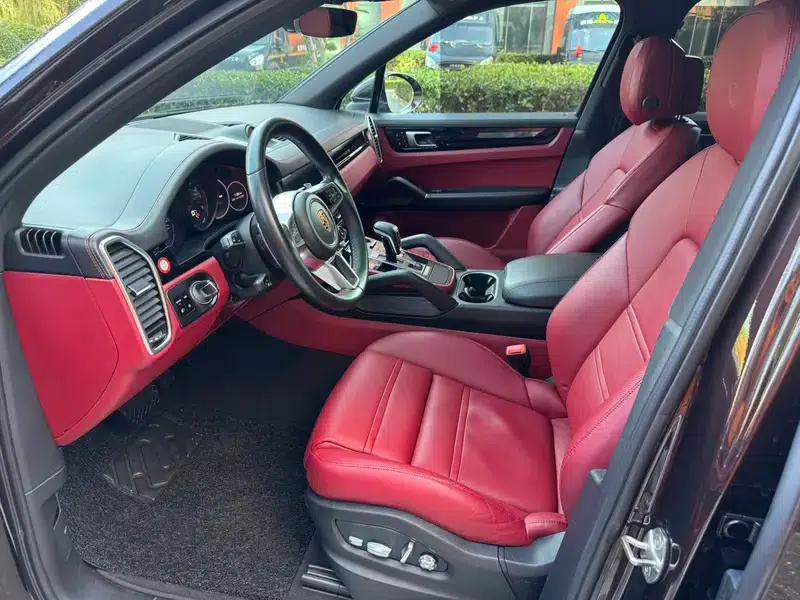 Cayenne E-Hybrid 2021 Cayenne E-Hybrid 2.0T — миниатюра 12