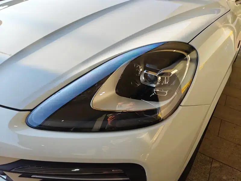 Cayenne E-Hybrid 2021 Cayenne E-Hybrid 2.0T — миниатюра 27