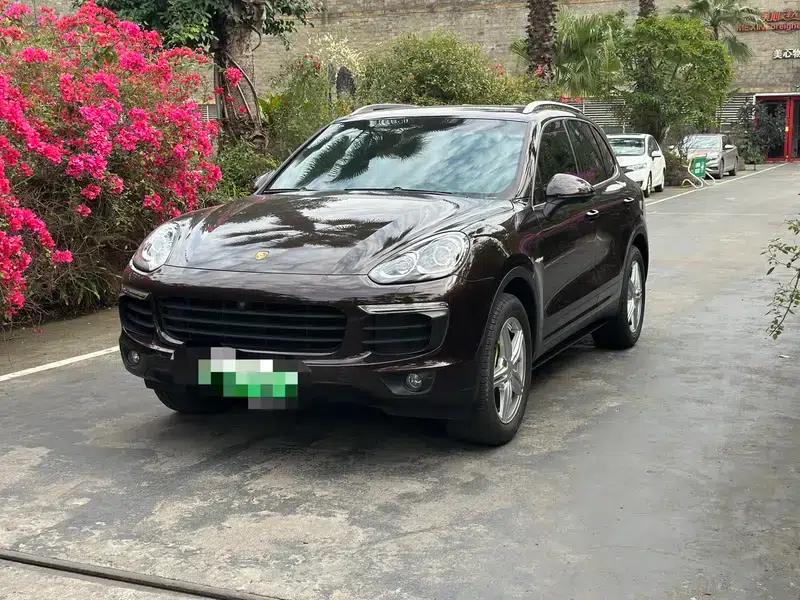 Cayenne E-Hybrid 2016 Cayenne S E-Hybrid 3.0T — миниатюра 1