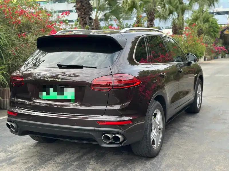 Cayenne E-Hybrid 2016 Cayenne S E-Hybrid 3.0T — миниатюра 6