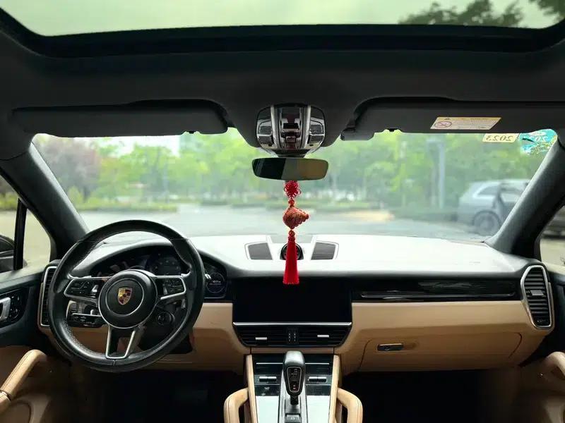 Cayenne E-Hybrid 2019 Cayenne E-Hybrid 2.0T — миниатюра 12